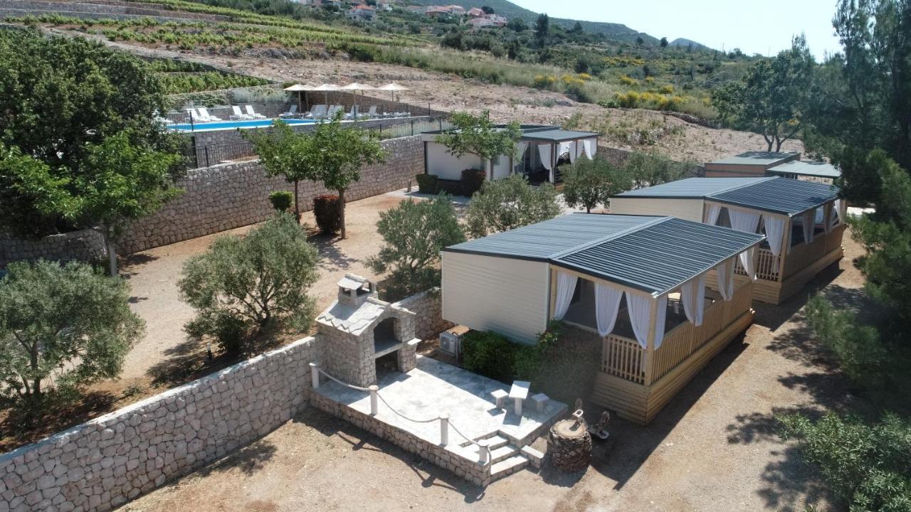 New Adria Mobile Home - Camp Vala Orebić Extérieur photo